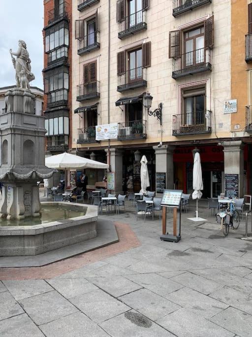 Espectacular Apartamento Plaza Mayor Madrid Exterior photo